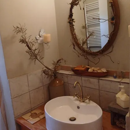 مكان تخييم Campo Elea - Menta & Levanta Eva